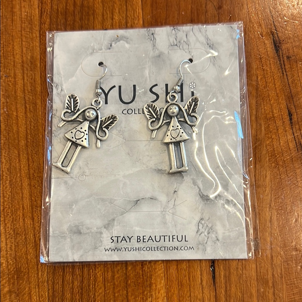 Yu Shi Collection Silver Angel Earrings